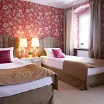 Hotel Dwor 3*