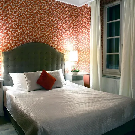 Dwor Hotel 3*