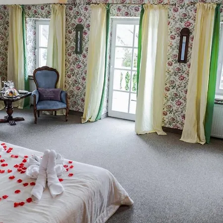 Dwor Hotel Kaliszki