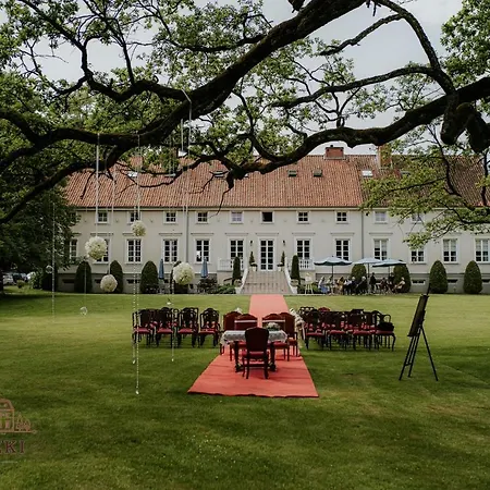 Hotel Dwor